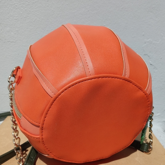 Betsey Johnson pumpkin crossbody - Picture 7 of 12